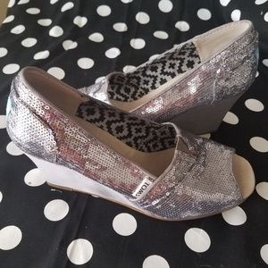 Toms sequin wedges